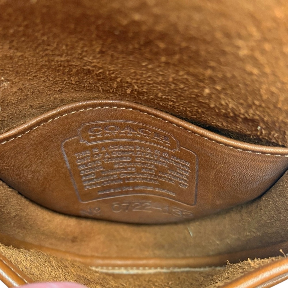 Vintage 9826 Coach Mini Belt Bag British Tan Glovetanned Leather USA 0722-132 - Picture 12 of 16